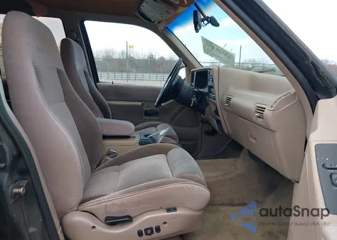 1994 Ford Explorer z USA, uszkodzony, nr VIN 1FMDU34XXRUD86684